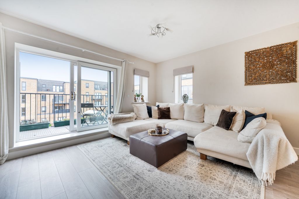 Property photo 1 of 22 1423952-10-69Aabc...