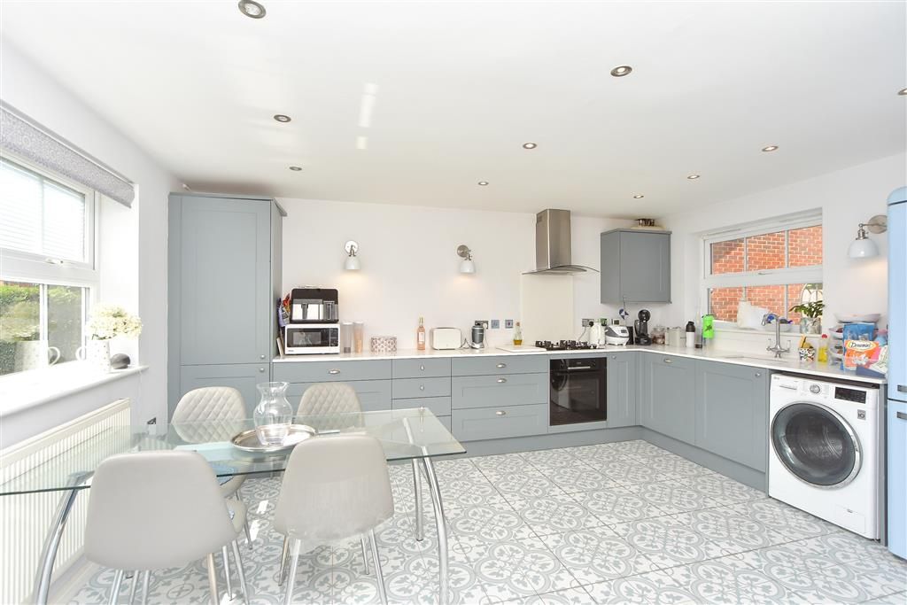 Property photo 3 of 14 Kitchen/Diner