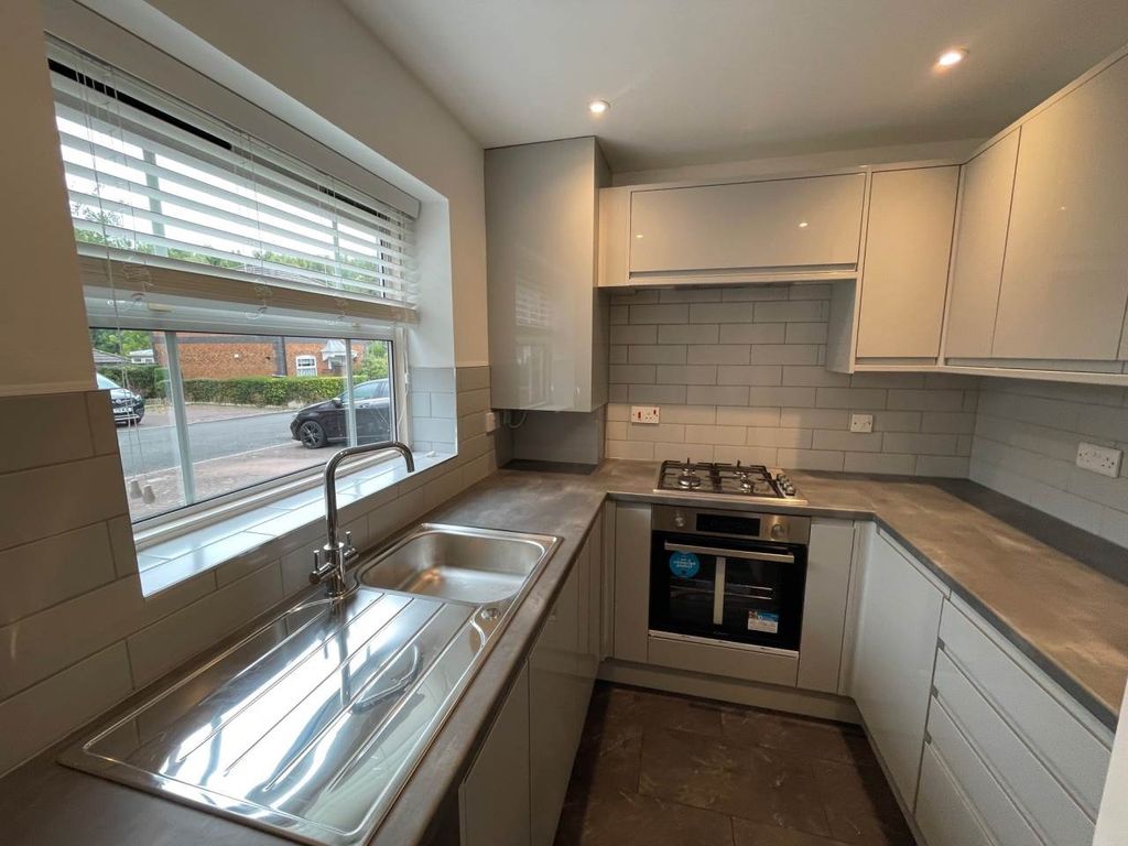 Property photo 2 of 9 Riverside Court 4 Kitchen