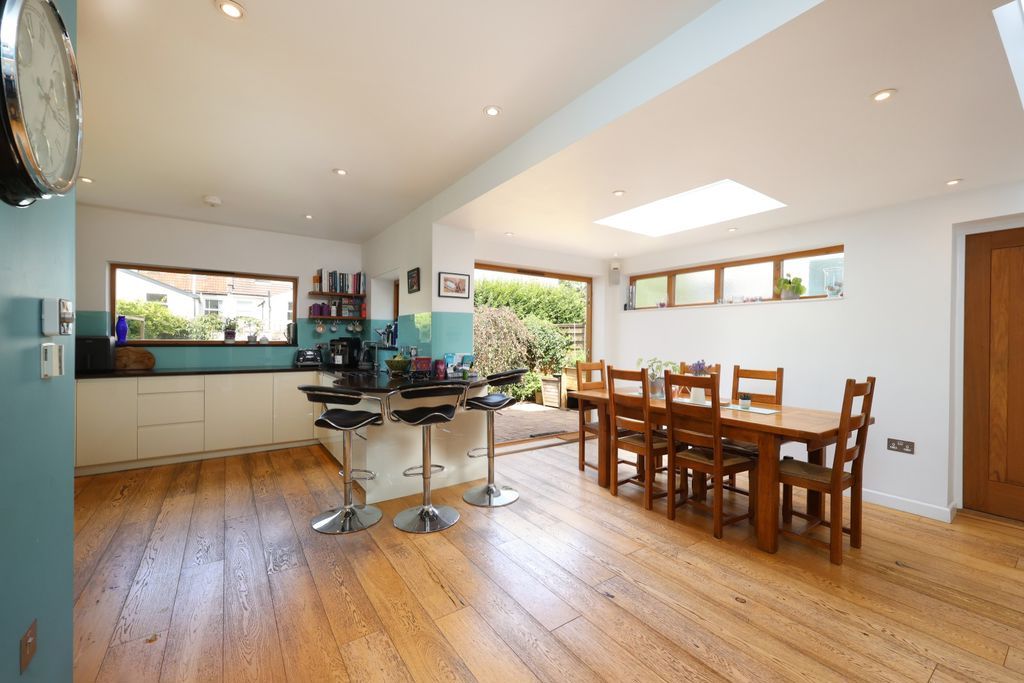 Property photo 3 of 19 Kitchen/Dining Room