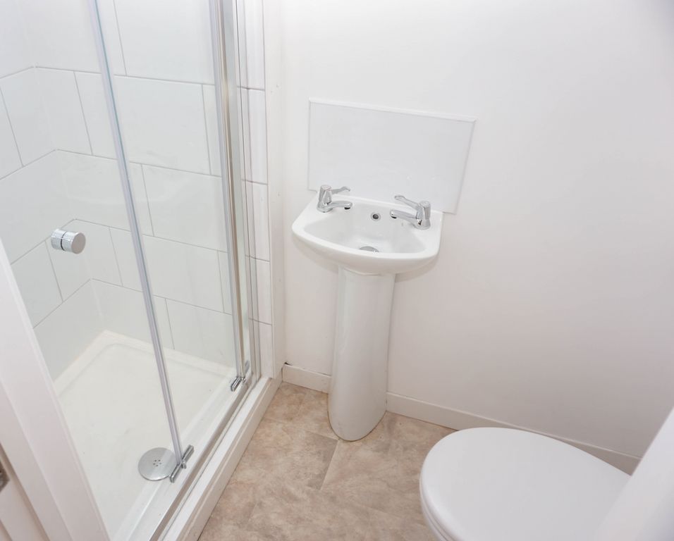 Property photo 3 of 7 Gallery