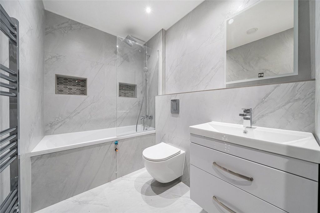 Property photo 3 of 5 Picture No. 08