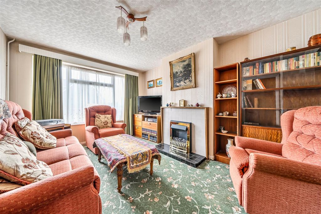 Property photo 2 of 19 1399745-8-6968E4588E1c5.Jpg