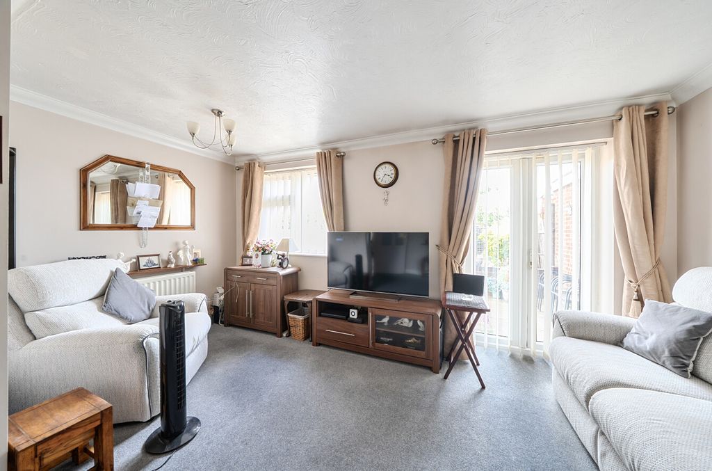 Property photo 2 of 18 1499487-10-6A7200...