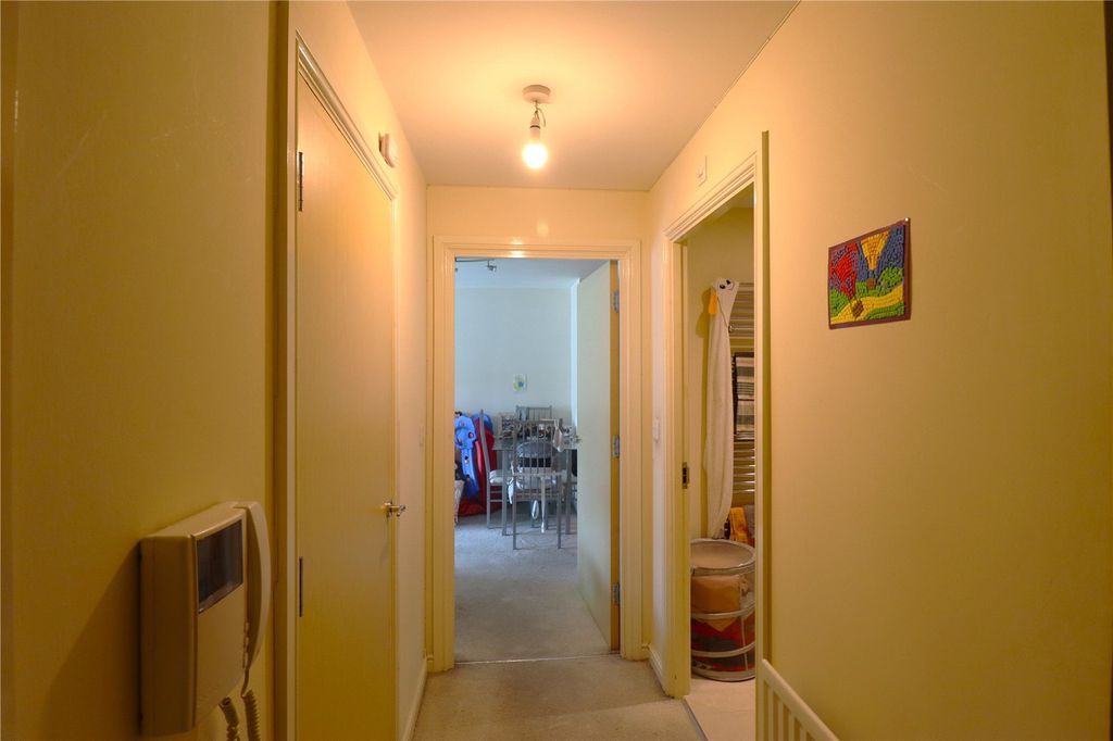 Property photo 3 of 6 Picture No. 02