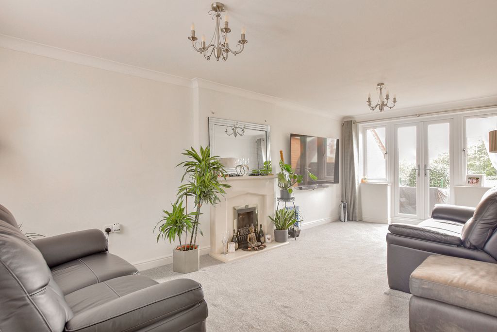 Property photo 2 of 23 Dsc_0142-Dsc_0144