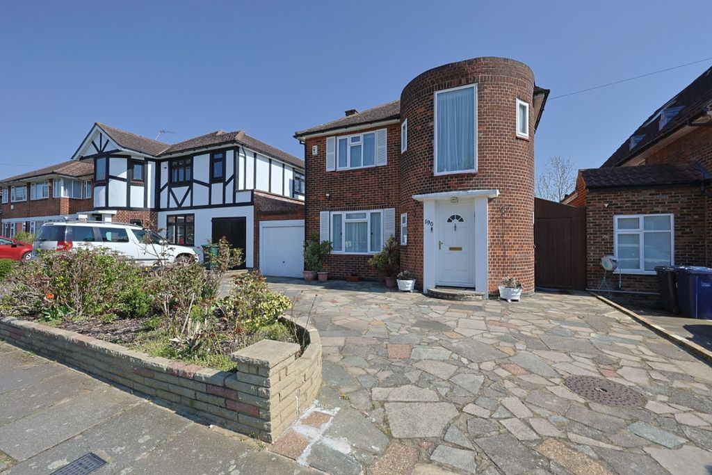 Property photo 1 of 16 4098562