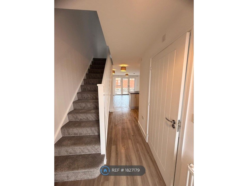 Property photo 2 of 29