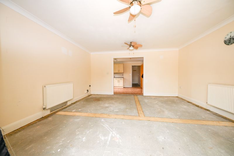 Property photo 3 of 8 Photo 3