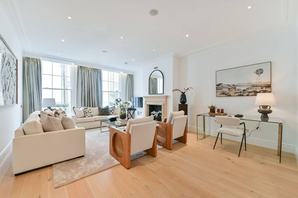 Property photo 3 of 65