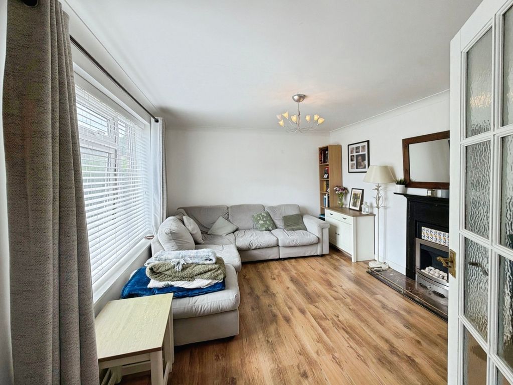 Property photo 3 of 17 5269524