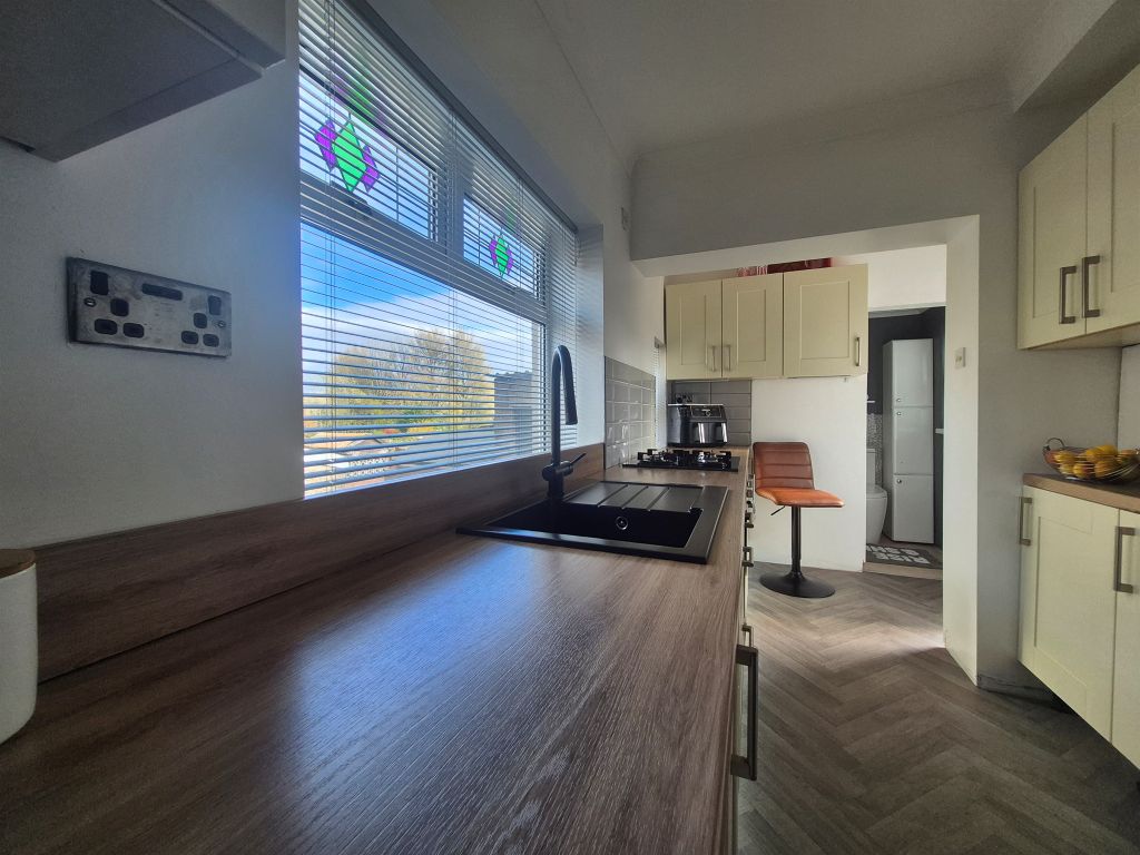 Property photo 3 of 23