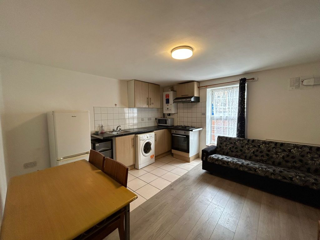 Property photo 2 of 7