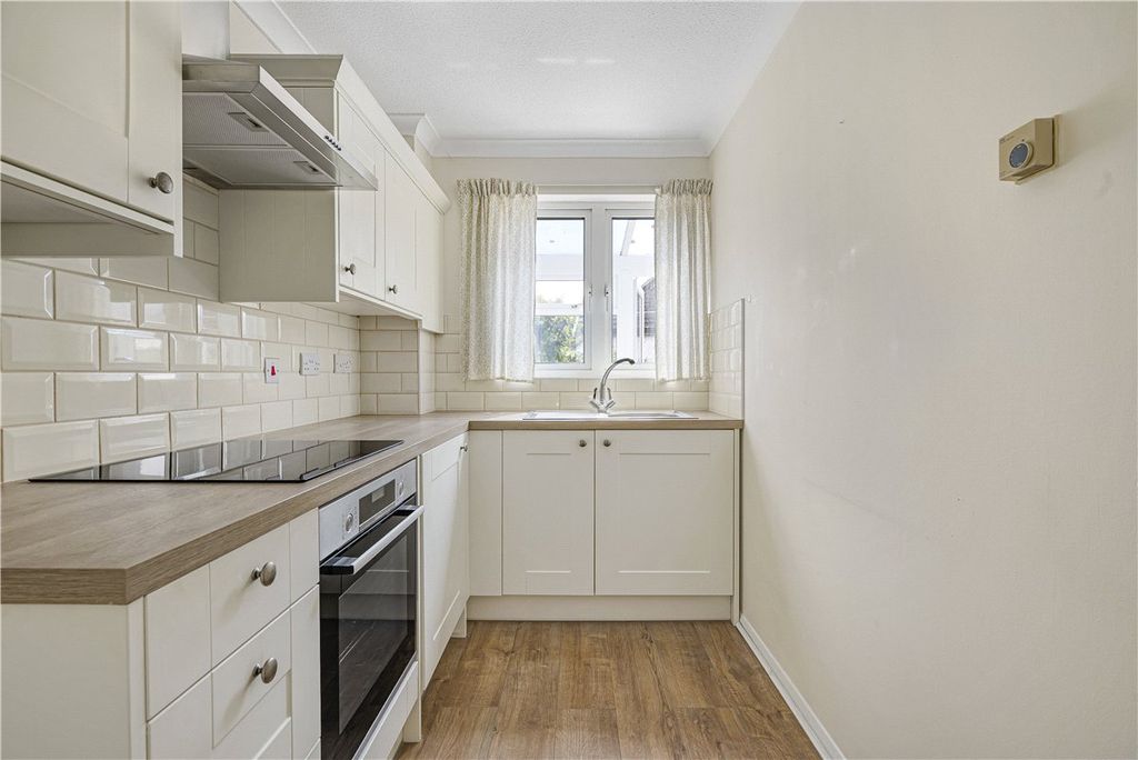 Property photo 2 of 16 Picture No. 09
