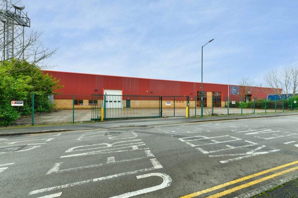 Property photo 1 of 7