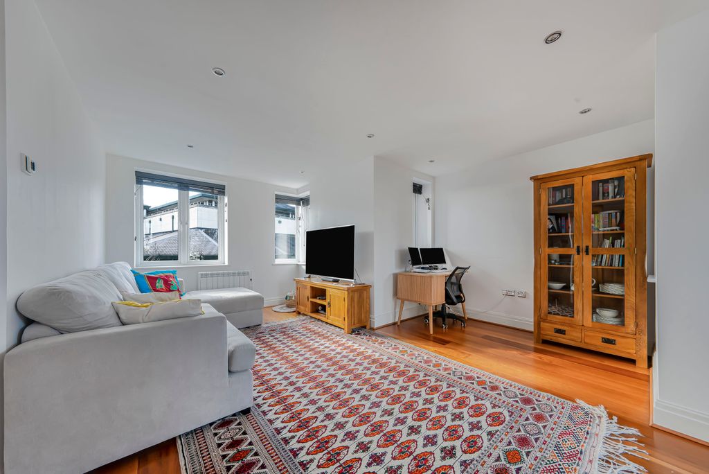 Property photo 3 of 14 Picture No. 04