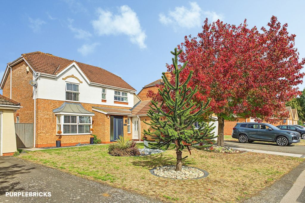Property photo 1 of 40