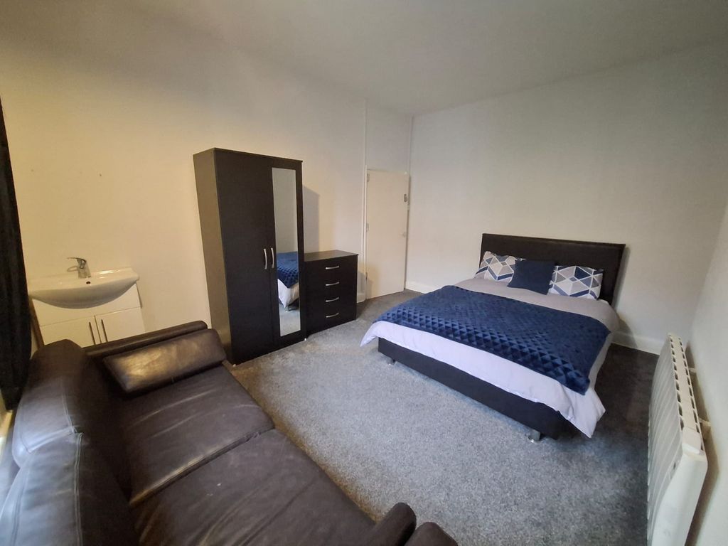 Property photo 1 of 6 Whatsapp Image 2025-11-11 At 11.11.44_235351Ba