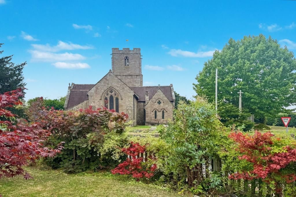 Property photo 2 of 16