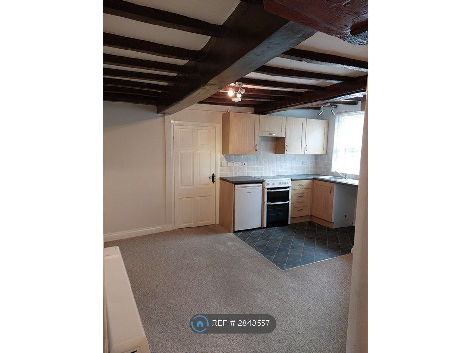 Property photo 2 of 12 Kitchen/Dining