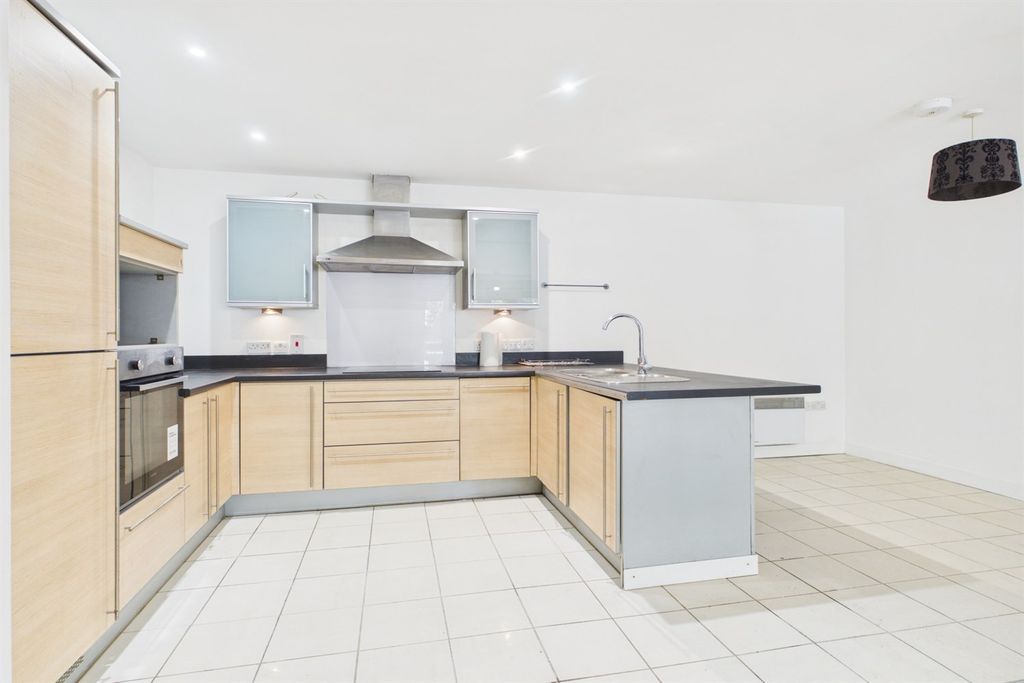 Property photo 3 of 13 Kitchen