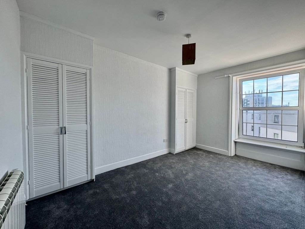 Additional image 5 of 1 bed flat to rentFlat 4, 57 David Place, St Helier JE2