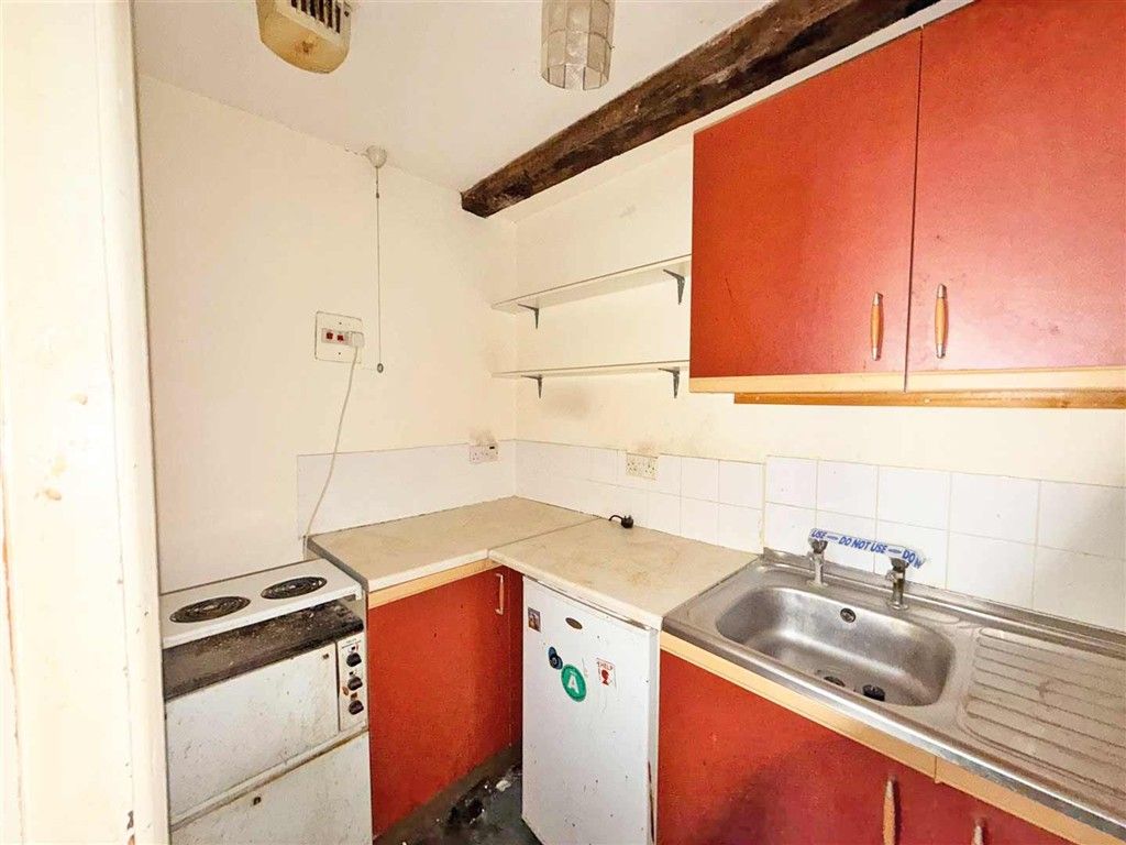 Property photo 2 of 5