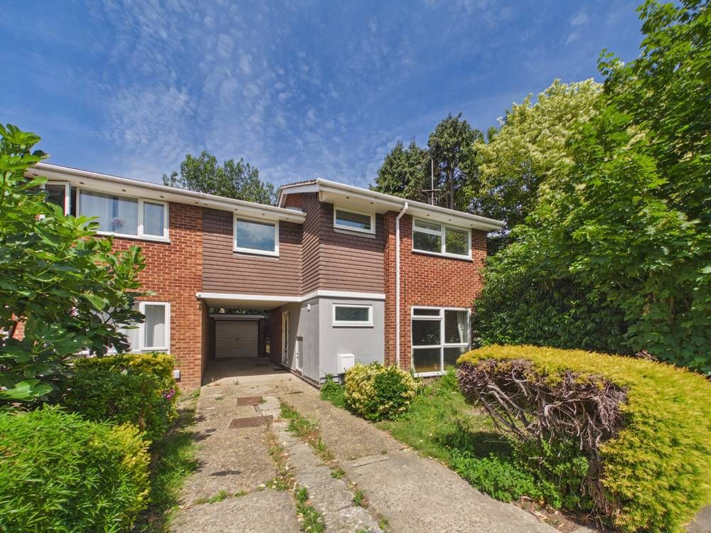 Property photo 1 of 15 Giraffe360-Still015