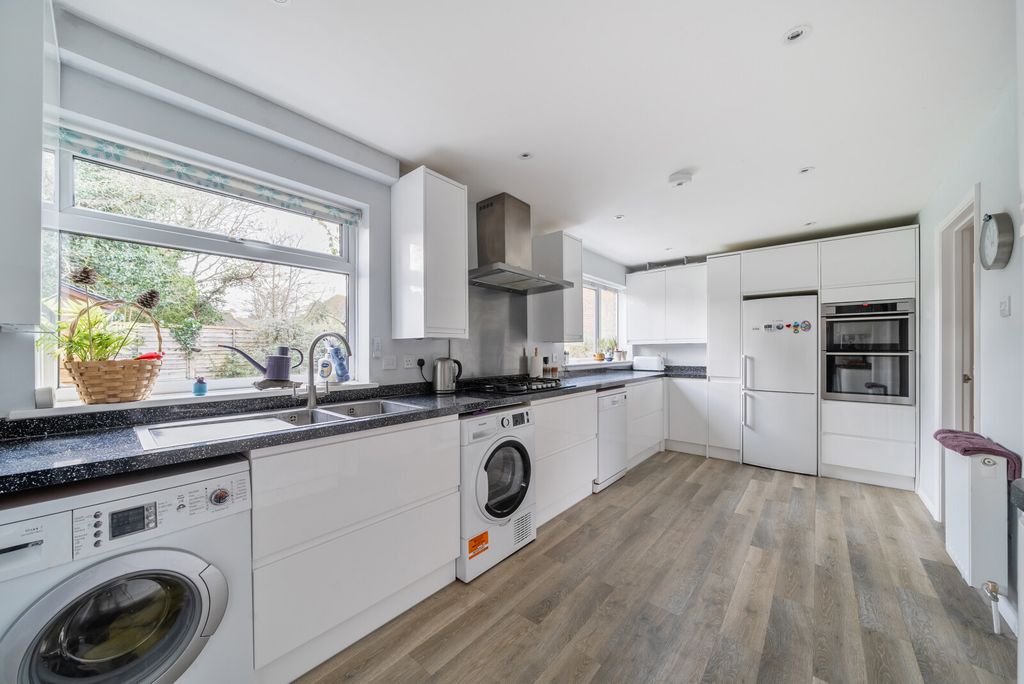 Property photo 2 of 20 Picture 2