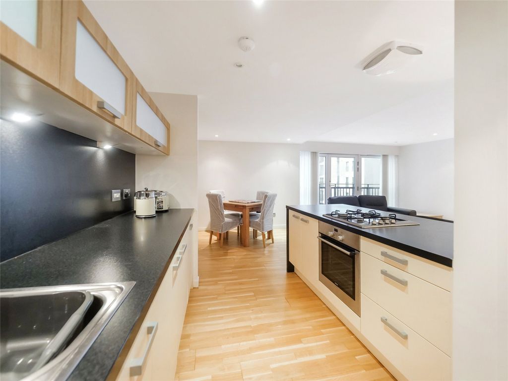 Property photo 3 of 25 Picture No. 10