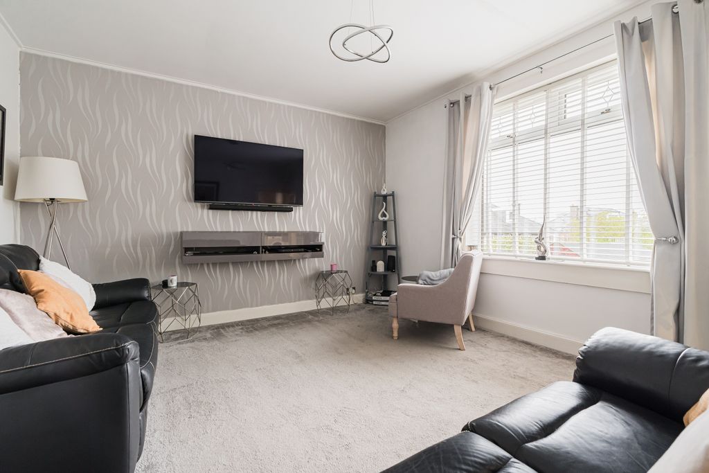 Property photo 2 of 17 Property Image 2