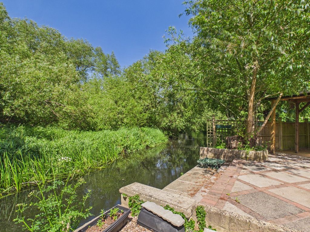 Property photo 1 of 41 Picture No. 95