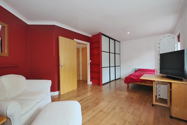 Property photo 1 of 7 Internal View
