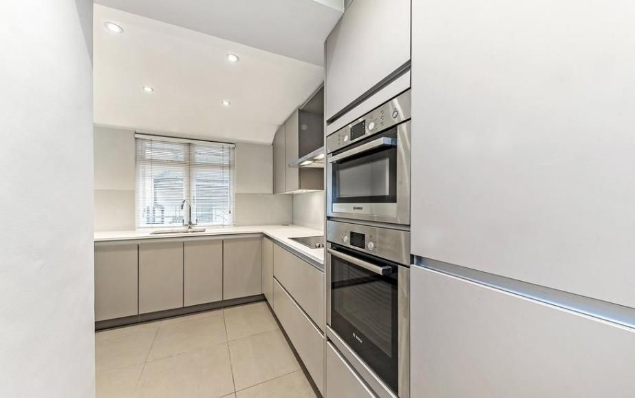 Property photo 2 of 8 96 Clarence Gate Gardens 8 15.10.Png