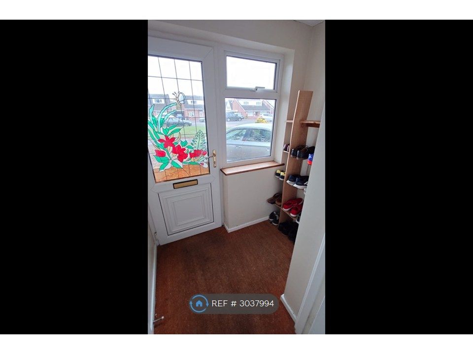 Property photo 2 of 26