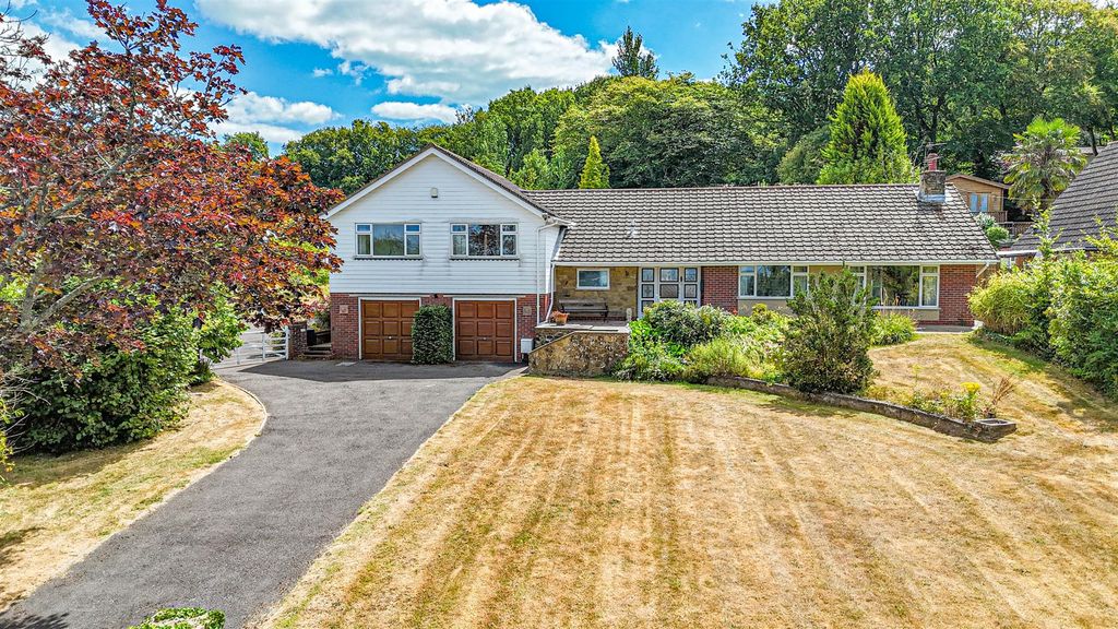 Property photo 1 of 46 Dji_20260727125635_0072_D.Jpg