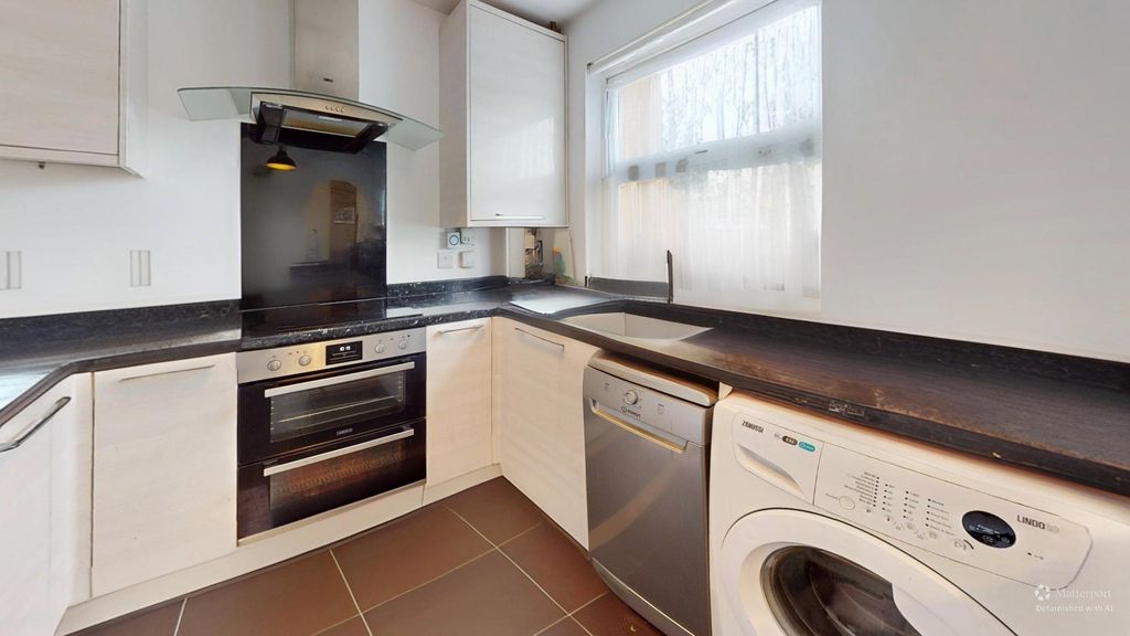 Property photo 3 of 16 9-Puffin-Way-13