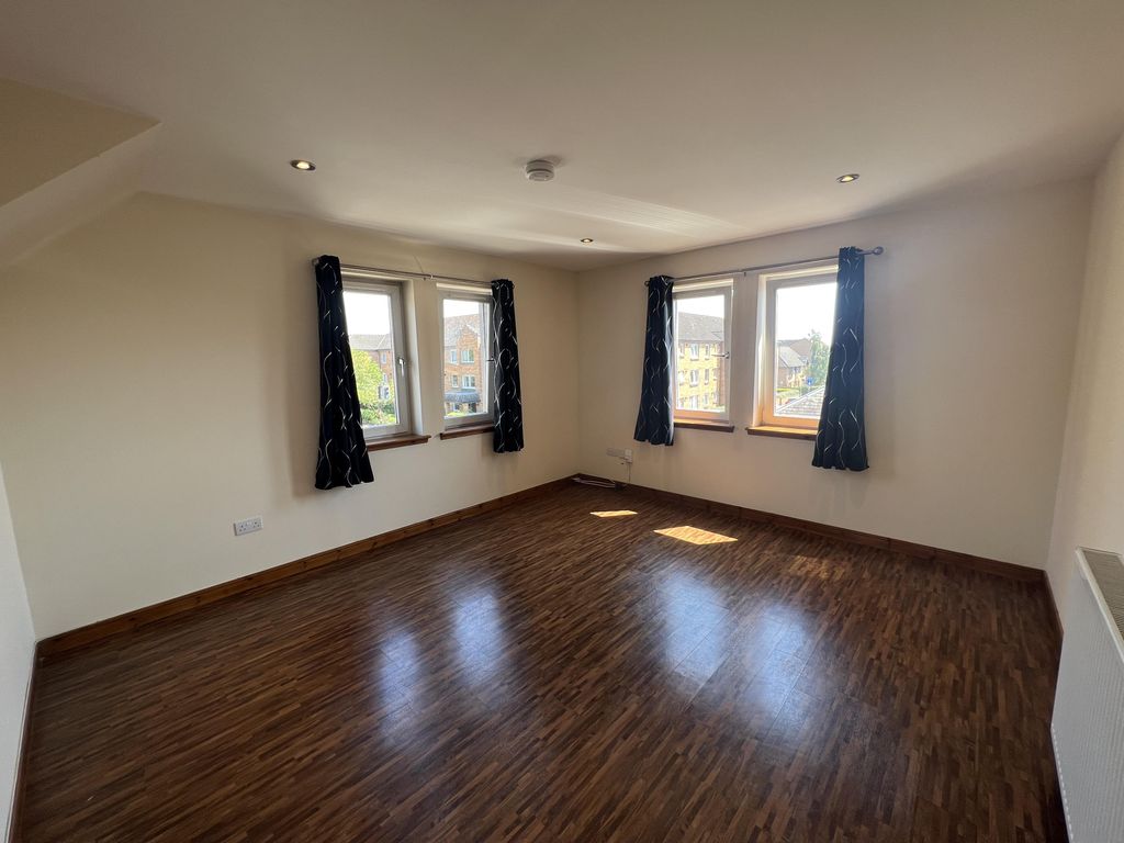 Property photo 1 of 39