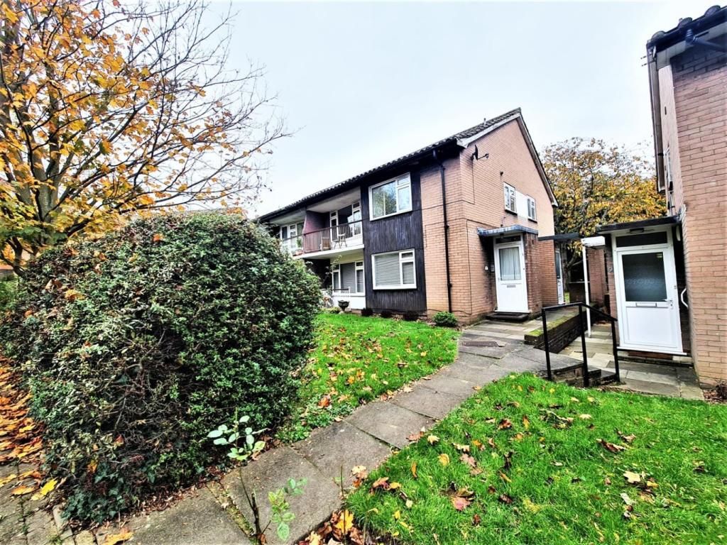 Property photo 1 of 11 2 Bedroom Maisonette To Rent