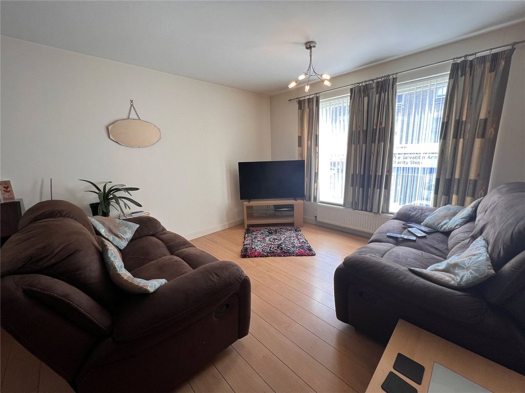 Property photo 3 of 11 Picture No. 09