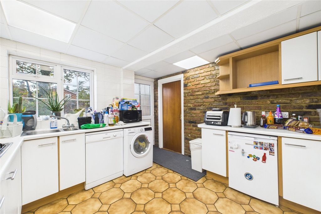 Property photo 2 of 10 Picture No. 07