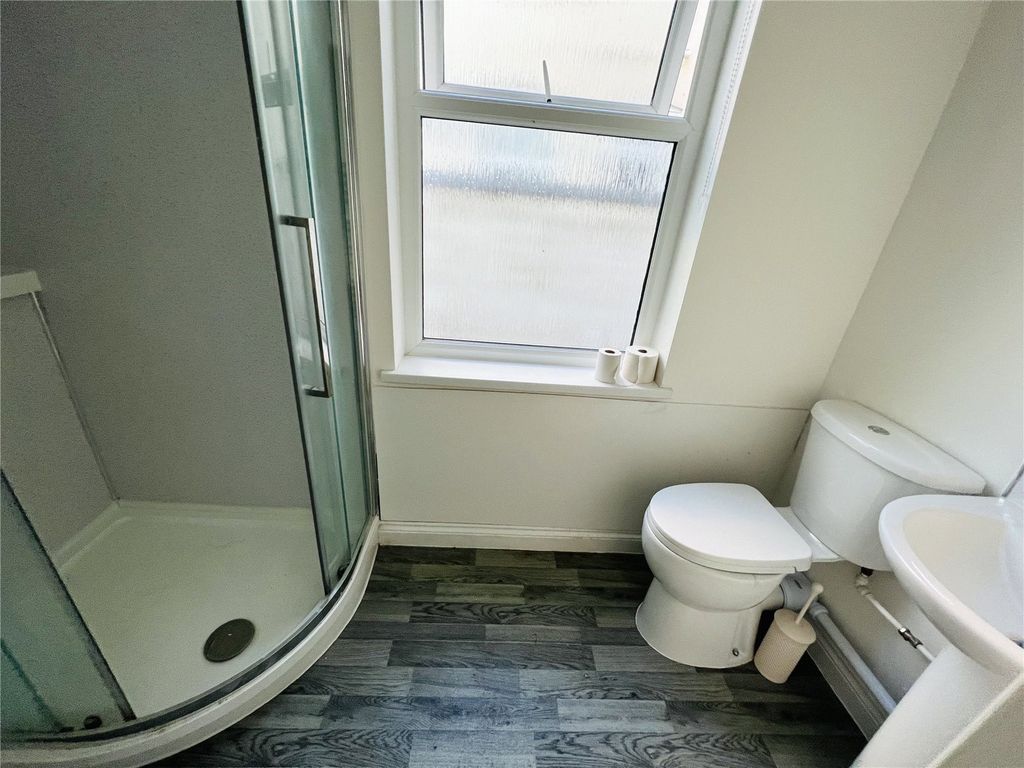 Property photo 3 of 8 Shower Room