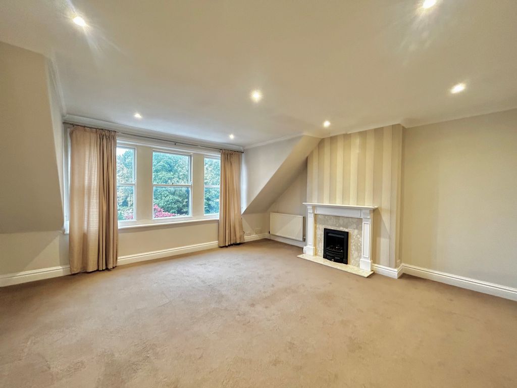 Property photo 2 of 15 Living Room