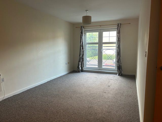 Property photo 2 of 8 Img_0333