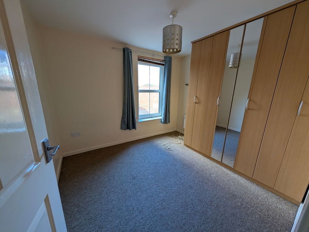 Property photo 3 of 4