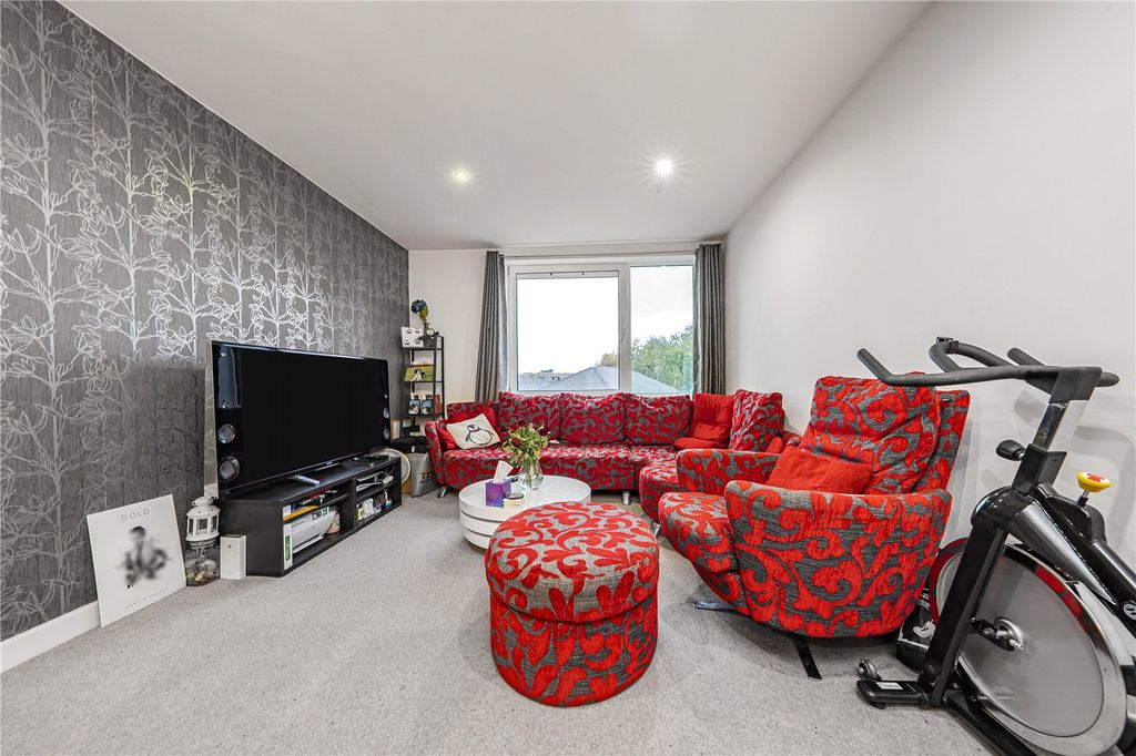 Property photo 2 of 9 Picture No. 07