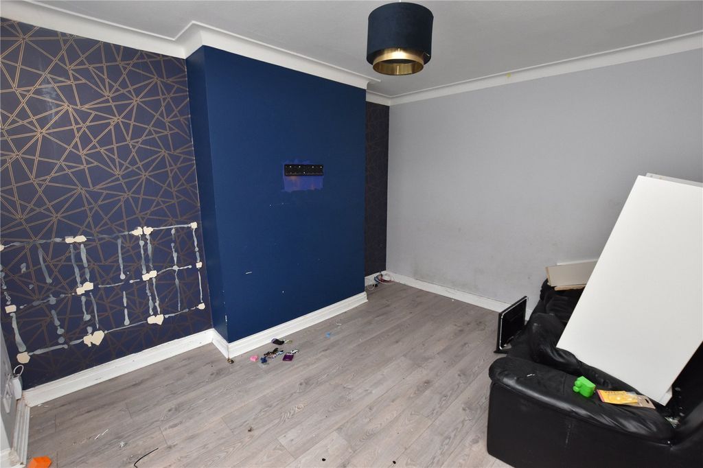 Property photo 2 of 11 Picture No. 01