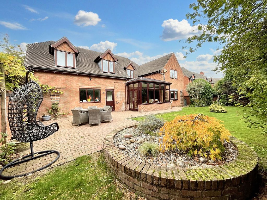 Property photo 1 of 38