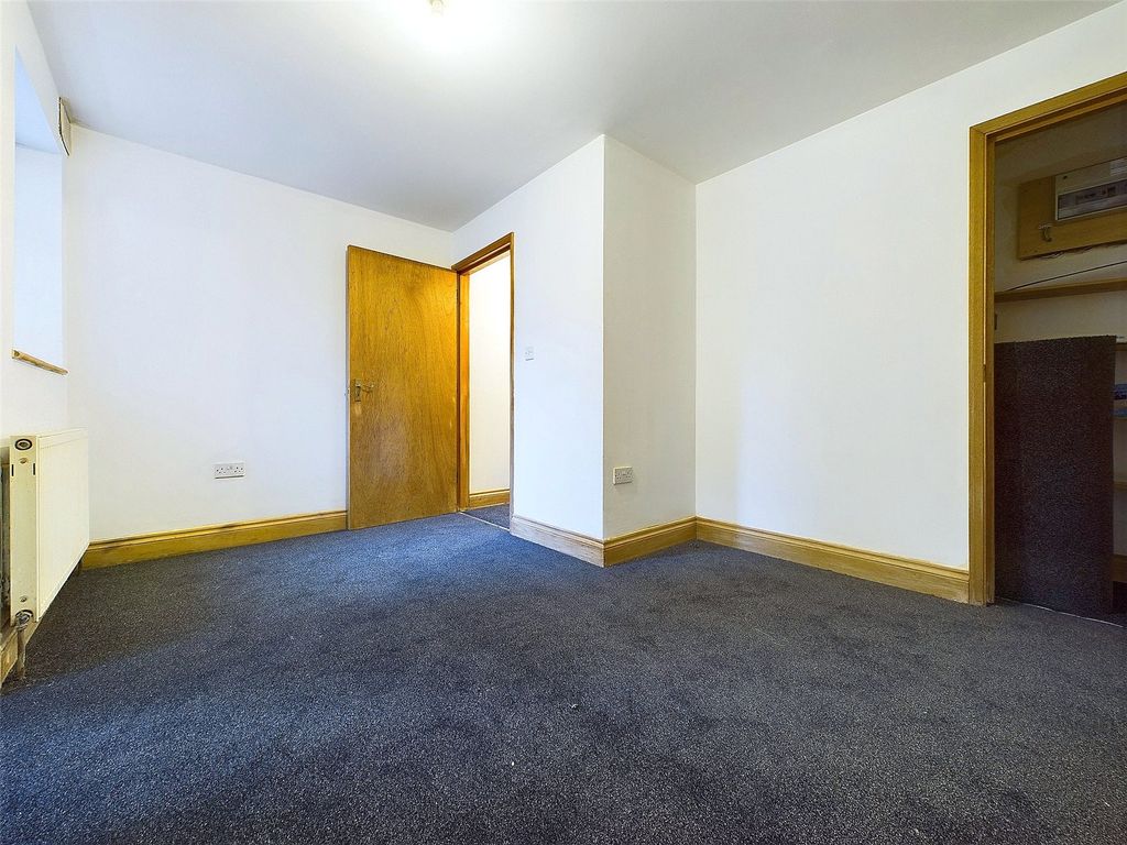 Property photo 3 of 7 Picture 3