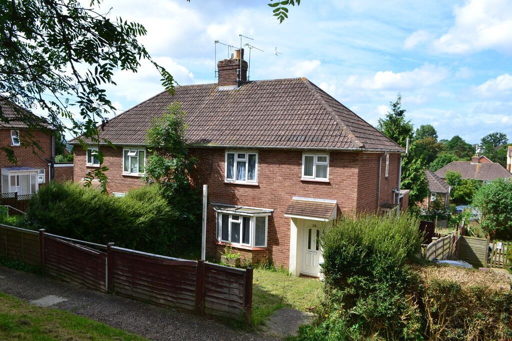 Property photo 1 of 9 Front External